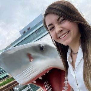 Meet your Posher, Amy